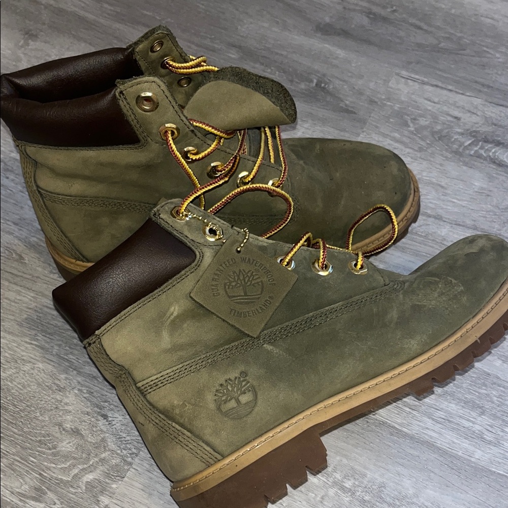 Timberland women Khaki and Brown Boots